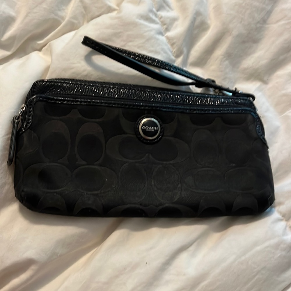 Black Coach wristlet excellent condition